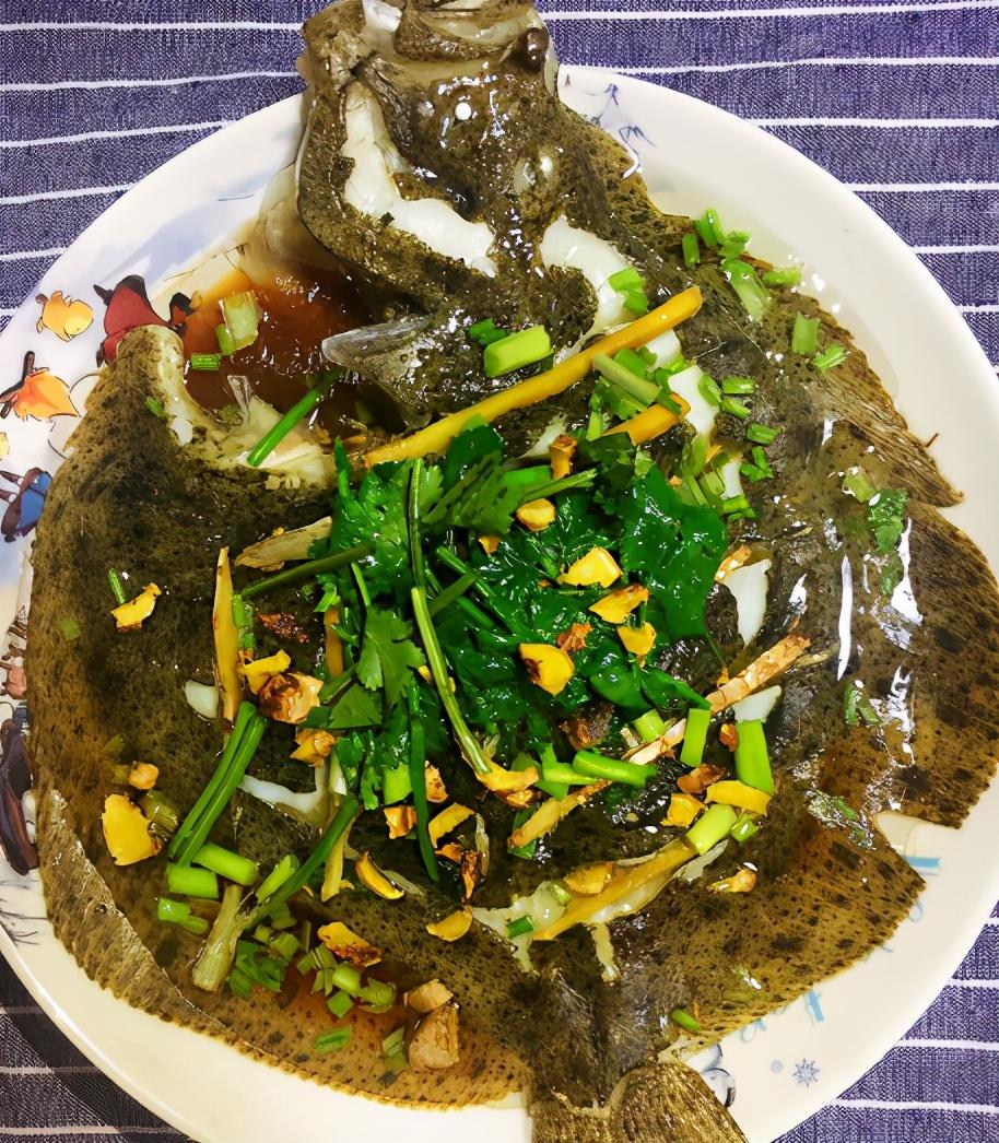 哪些鱼适合做清蒸鱼（清蒸的鱼选什么鱼比较好吃又便宜）