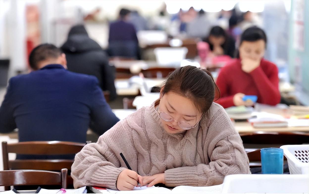 寒门指的是什么家庭（寒门指的是穷人么）