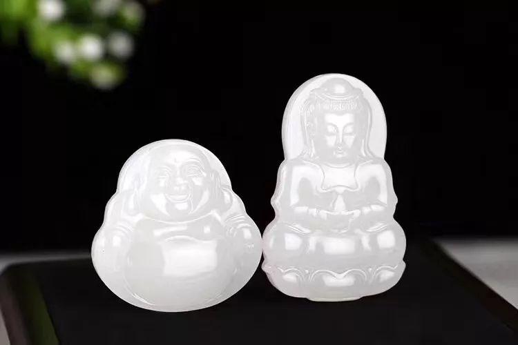 自从戴了玉就感觉每天很困（玉和人有缘的征兆）